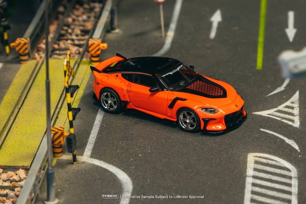 Tarmac Works 1:64 GLOBAL64 Nissan VeilSide FFZ400 Fairlady Z Orange T64G-074-OR
