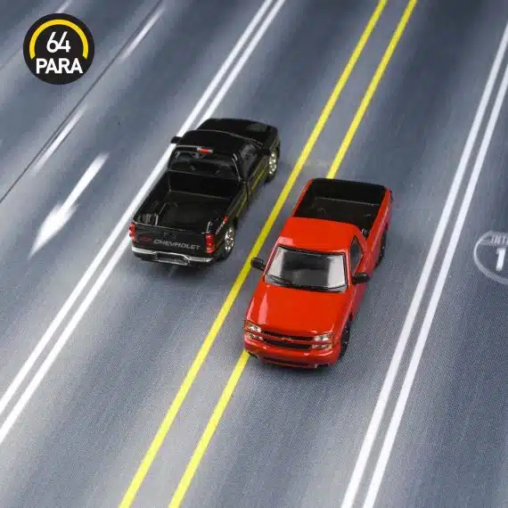 PARA64 1:64 2006 Chevrolet Silverado Single Cab Onyx Black PB-55831
