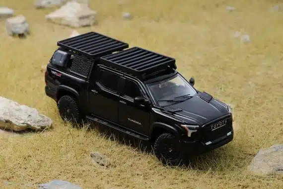 GCD 1:64 Toyota Tundra - Black（with accessories）KS-064-493