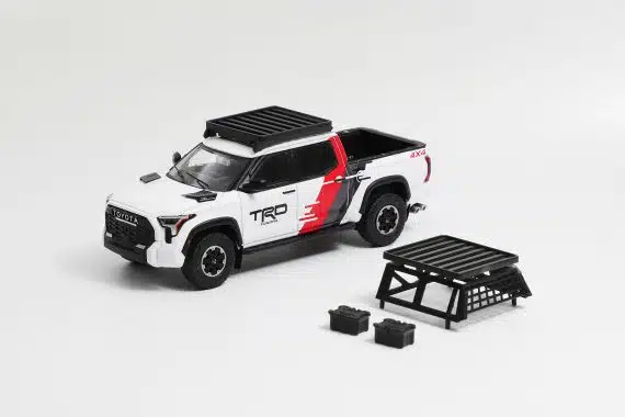 GCD 1:64 Toyota Tundra - White with Red and Black（with accessories）KS-064-494