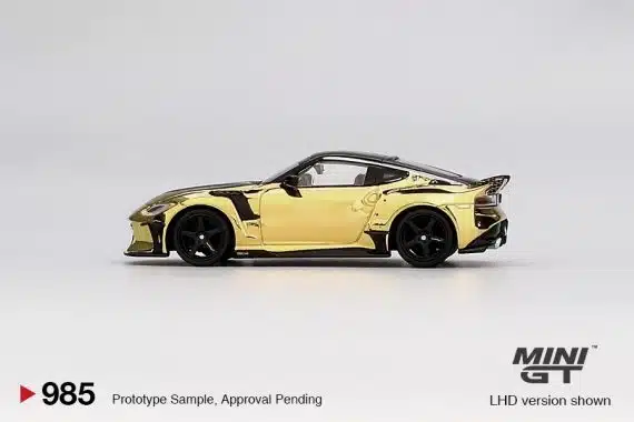 MINI GT No.985 Nissan Z VeilSide FZ400 Gold Chrome MGT00985