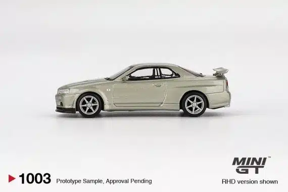 MINI GT No.1003 Nissan Skyline GT-R (R34) V-Spec II Nür Millenium Jade MGT01003