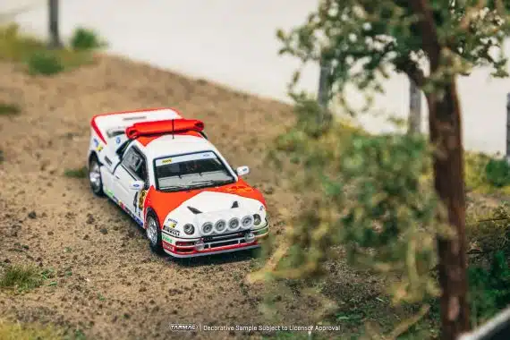 Tarmac Works 1:64 HOBBY64+ Ford RS200 Rallye Catalunya 1986 T64P-001-86RC04