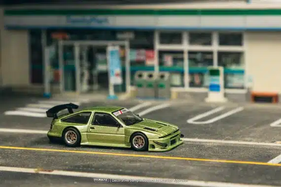 Tarmac Works 1:64 GLOBAL64 Toyota Sprinter Trueno AE86 Widebody Green T64G-060-GR