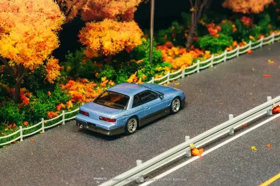 Tarmac Works 1:64 GLOBAL64 VERTEX Nissan Silvia (S13) Blue / Grey T64G-025-PU