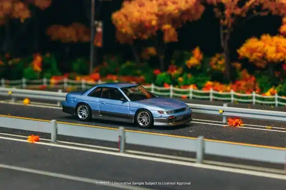 Tarmac Works 1:64 GLOBAL64 VERTEX Nissan Silvia (S13) Blue / Grey T64G-025-PU