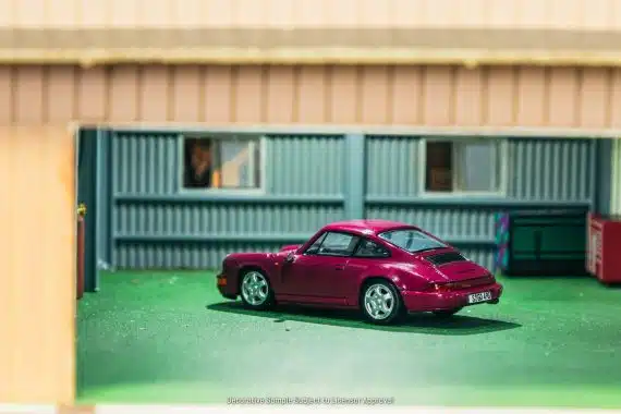Tarmac Works 1:64 COLLAB64 Porsche 911 964 RS Ruby Star T64S-017-RS