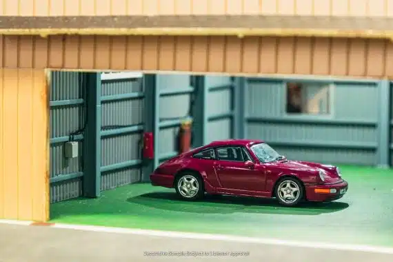 Tarmac Works 1:64 COLLAB64 Porsche 911 964 RS Ruby Star T64S-017-RS
