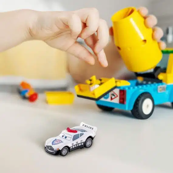 Takara Tomy Disney Cars Tomica C-36 Lightning McQueen (Police Car Type)