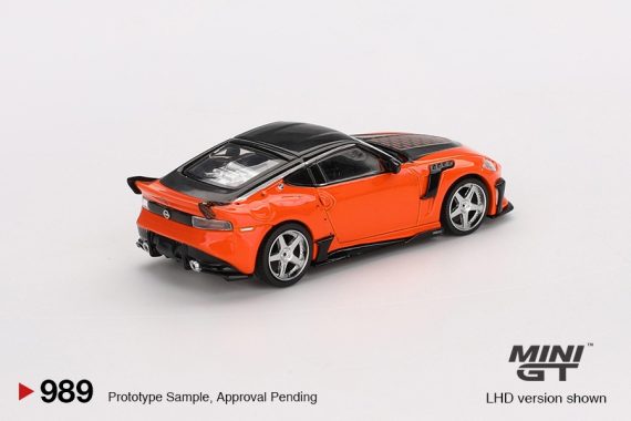 MINI GT No.989 Nissan Z VeilSide FFZ400 Orange MGT00989