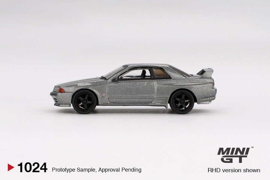 MINI GT No.1024 Nissan Skyline GT-R (NISMO BNR32 CRS Version) Dark Metal Gray MGT01024
