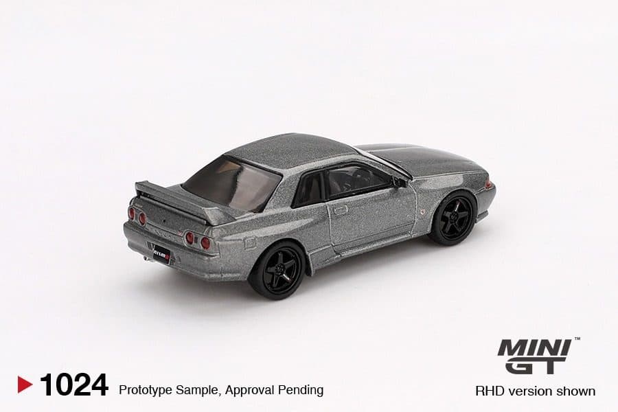 MINI GT No.1024 Nissan Skyline GT-R (NISMO BNR32 CRS Version) Dark Metal Gray MGT01024