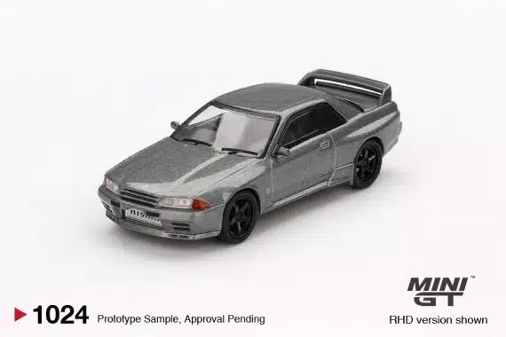 MINI GT No.1024 Nissan Skyline GT-R (NISMO BNR32 CRS Version) Dark Metal Gray MGT01024