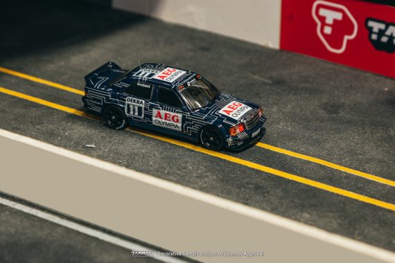 Tarmac Works 1:64 GLOBAL64 Mercedes-Benz 190 E 2.5-16 EVO 1 DTM 1989 Dany Snobeck T64G-057-89DTM11