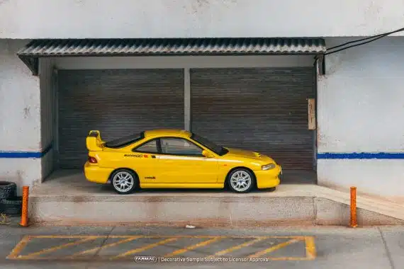 Tarmac Works 1:64 GLOBAL64 Honda Integra TYPE R DC2 MUGEN Sunlight Yellow T64G-TL059-YL