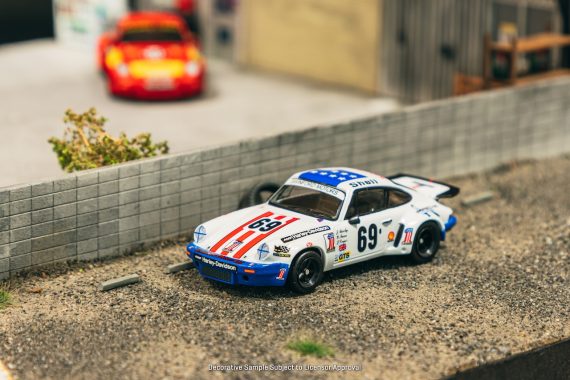 Tarmac Works 1:64 COLLAB64 Porsche 911 Carrera RSR 3.0 24h Le Mans 1975 #69 T64S-024-75LM69