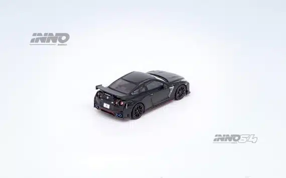 INNO64 1:64 NISSAN GT-R (R35) NISMO Black IN64-KPGC10-FM1971