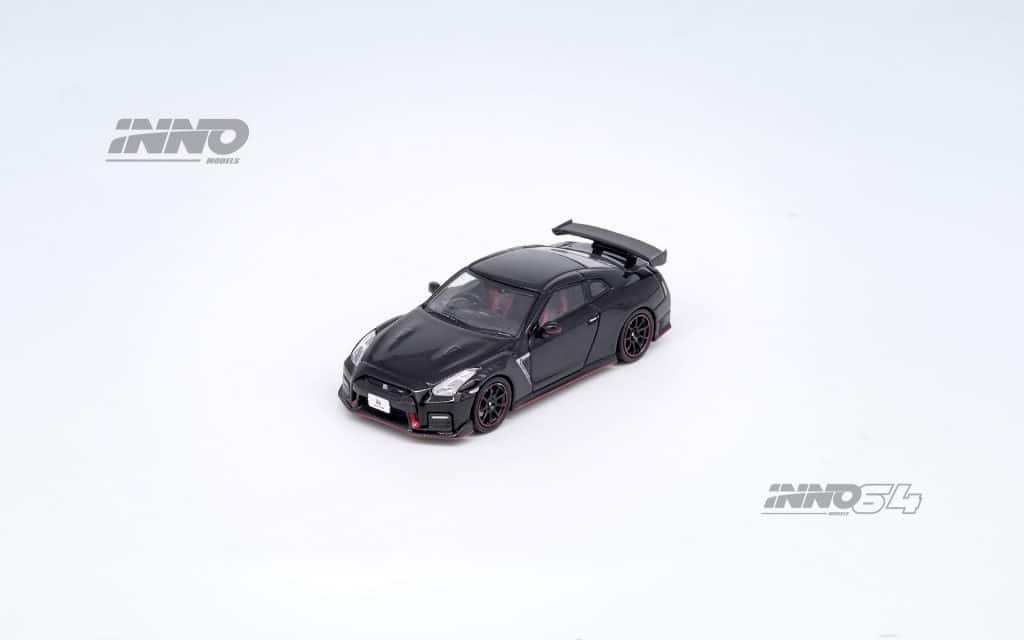 INNO64 1:64 NISSAN GT-R (R35) NISMO Black IN64-KPGC10-FM1971