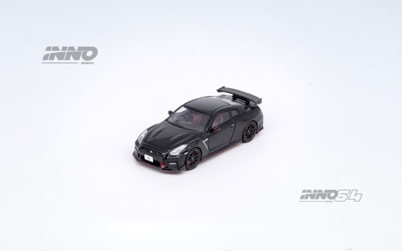 INNO64 1:64 NISSAN GT-R (R35) NISMO Black IN64-KPGC10-FM1971