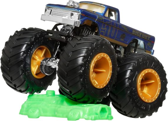 Hot Wheels Monster Truck Leading Legends Bone Shaker JGR03