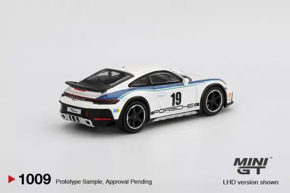 MINI GT No.1009 Porsche 911 Dakar Rally 1974 MGT01009