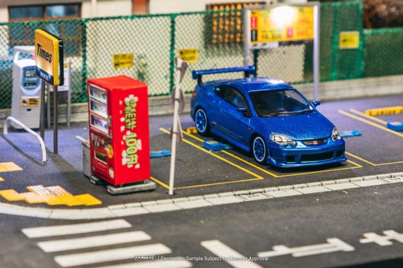Tarmac Works 1:64 ROAD64 Honda Integra TYPE R DC5 Custom Blue Metallic T64R-TL022-BL