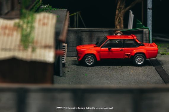 Tarmac Works 1:64 ROAD64 FIAT 131 ABARTH Rally Stradale Red T64R-094-RE