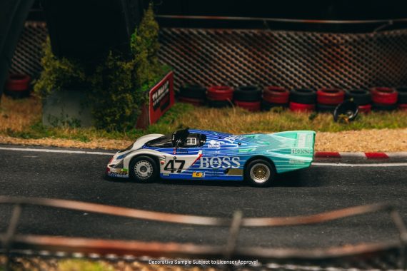 Tarmac Works 1:64 GLOBAL64 Porsche 956 Le Mans 1984 #47 T64S-019-84LM47