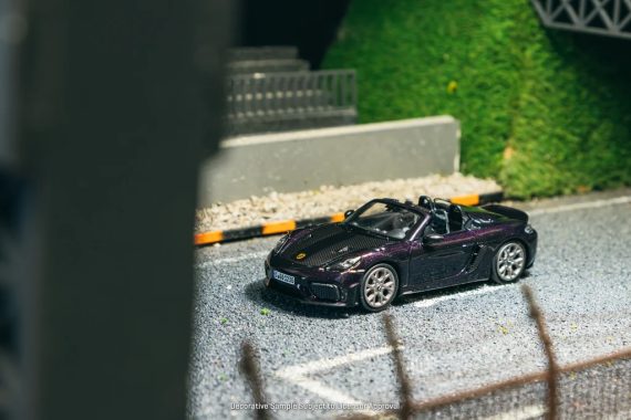 MINICHAMPS X Tarmac Works 1/64 Porsche 718 Spyder RS Limited 1776 Viola Metallic