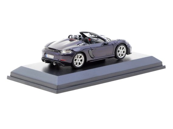 MINICHAMPS X Tarmac Works 1/64 Porsche 718 Spyder RS Limited 1776 Viola Metallic