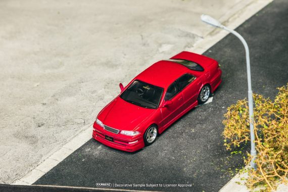 Tarmac Works 1:64 GLOBAL64 VERTEX Toyota Mark II JZX100 Red Metallic T64G-024-RE