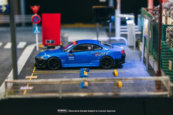 Tarmac Works 1:64 GLOBAL64 VERTEX Silvia (S 15) Tarmac Works 10th Anniversary T64G-023-10TH