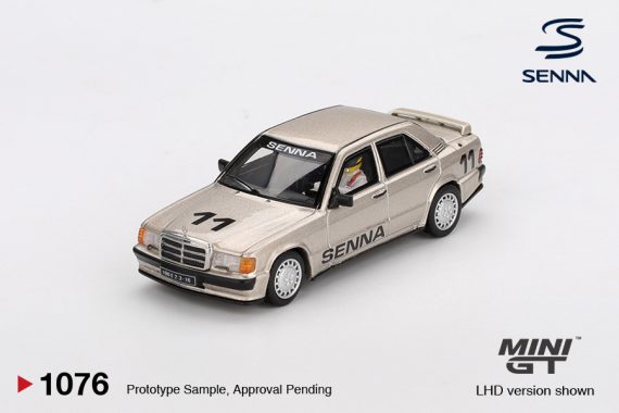 MINI GT No.1076 Mercedes-Benz 190 E 2.3-16 #11 Ayrton Senna 1984 Nürburgring Race of Champions w/ Figure MGT01076